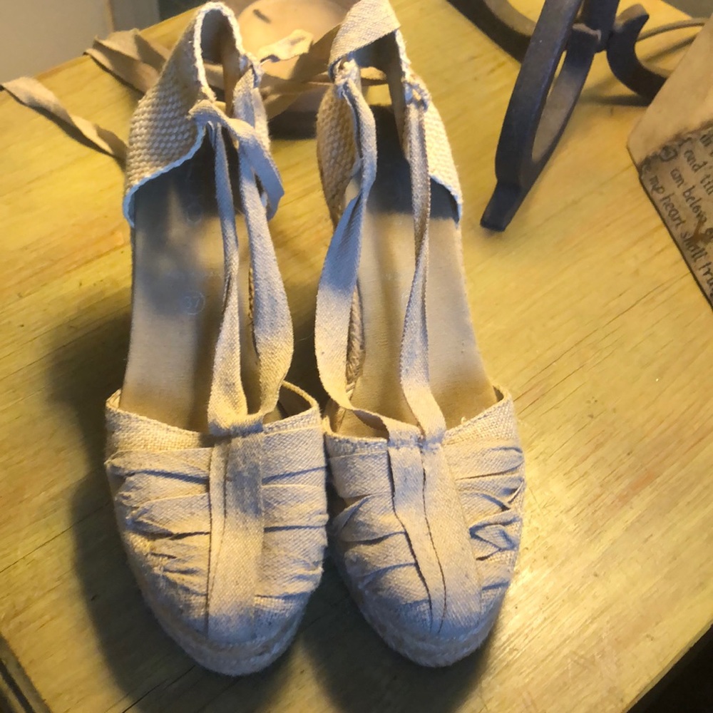 wedges - Picture 2 of 4